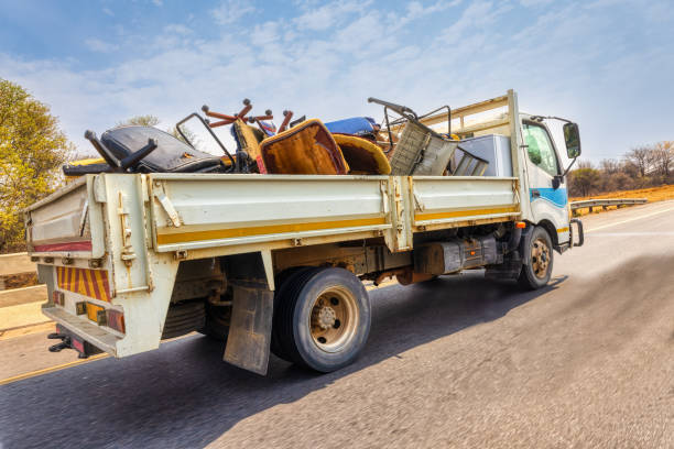 Best Office Cleanout  in Fowlerville, MI